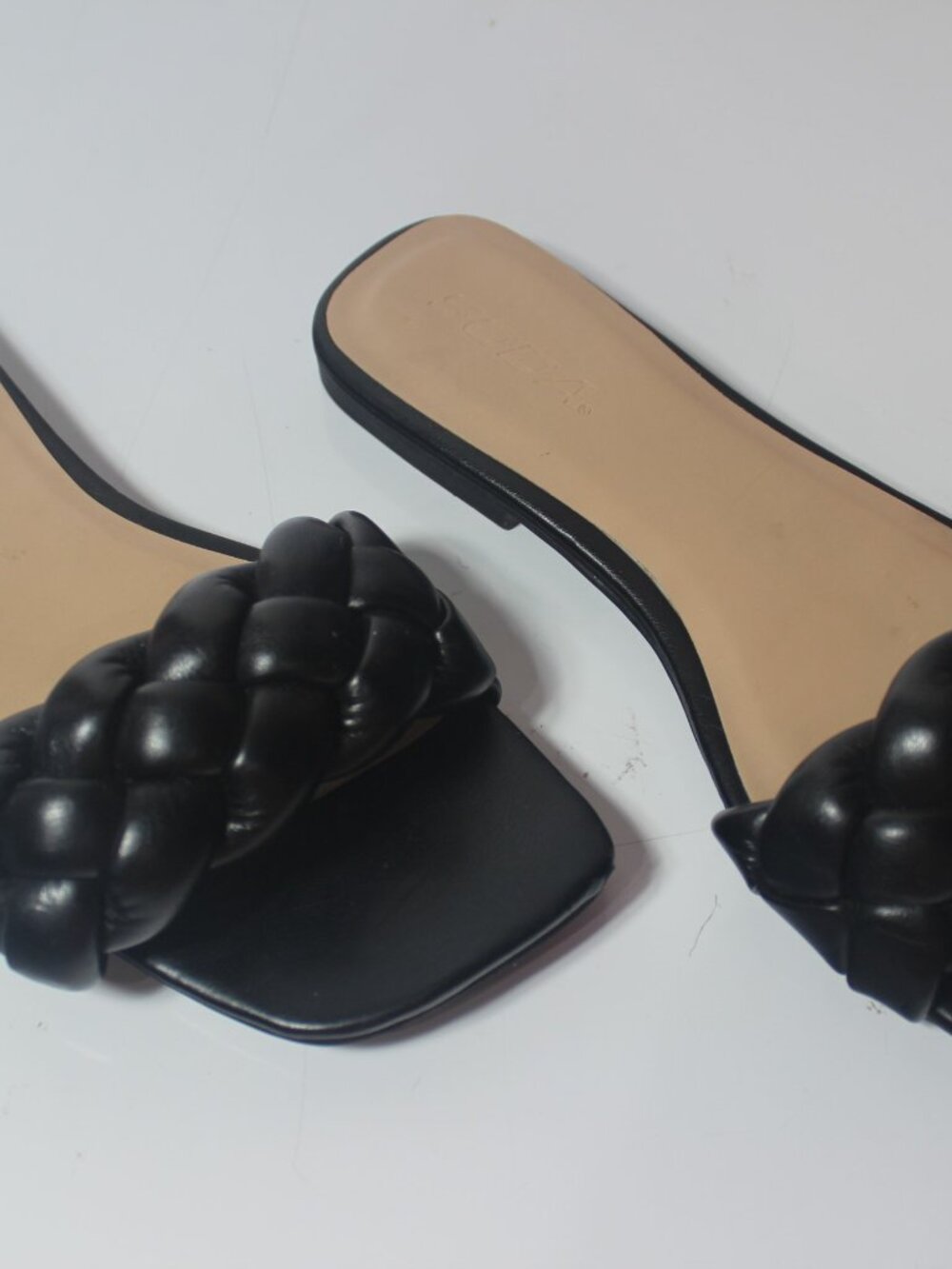 SODA Womens Braided Blk Leather Slide Sandals Sz 7 Square Toe